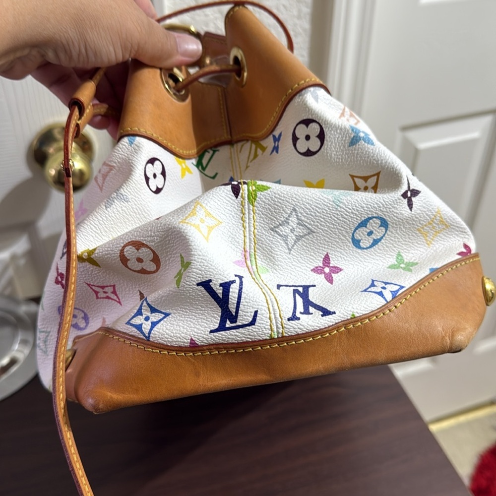 LV Murakami Shoulder Bag - Picture 4 of 12